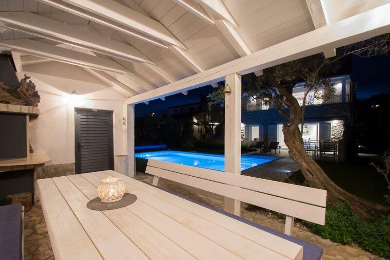 Salt & Sand Villa Kornić Exterior foto
